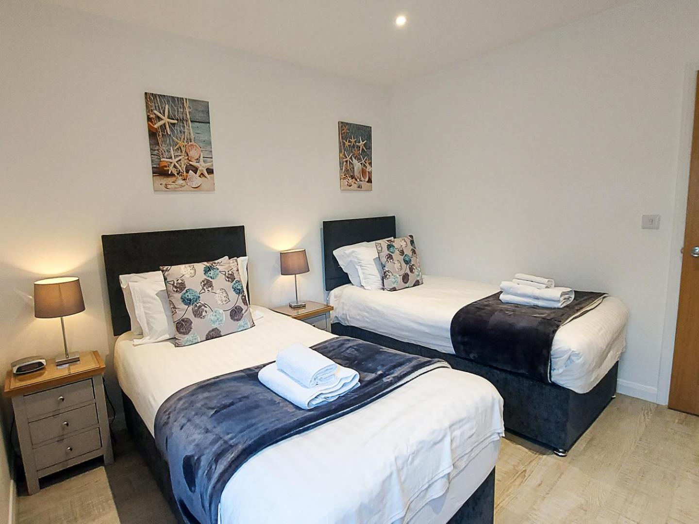 Meadow View Apartments New Quay Esterno foto