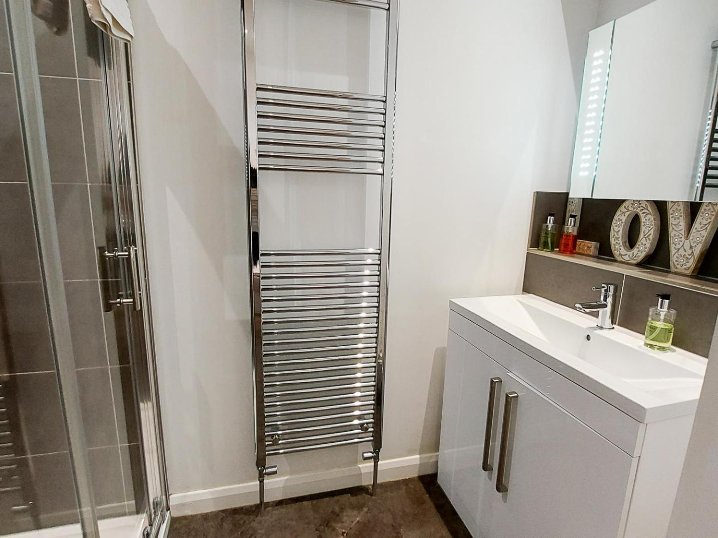 Meadow View Apartments New Quay Esterno foto