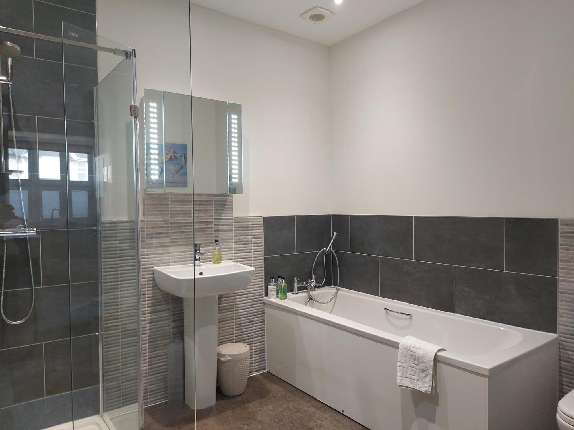 Meadow View Apartments New Quay Esterno foto