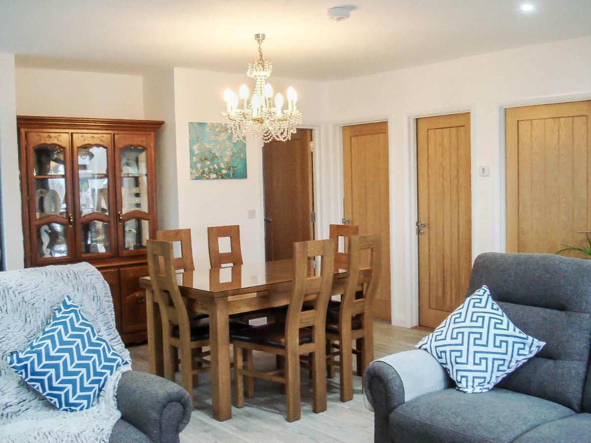 Meadow View Apartments New Quay Esterno foto